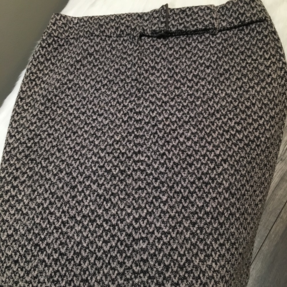 Express Black and Gray Tweed Belted Mini Skirt